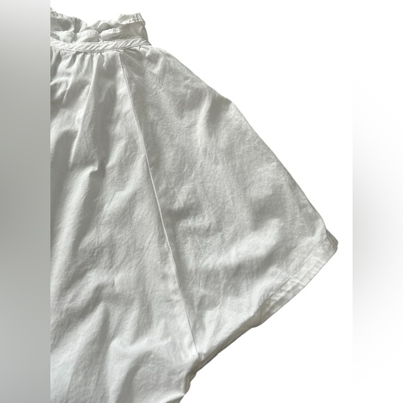 Finley NWOT white cotton poplin ruffle button down blouse with cap sleeves - Picture 6 of 10